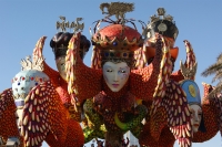 "Potere in maschera"